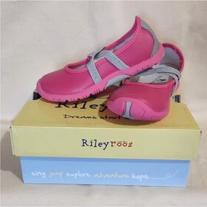 NEW RileyRoos Mairin Sparkle Toddler Shoes